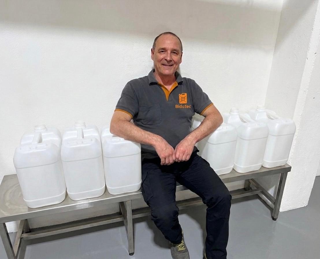 Primeros bidones PEAD fabricados en planta BidoTec